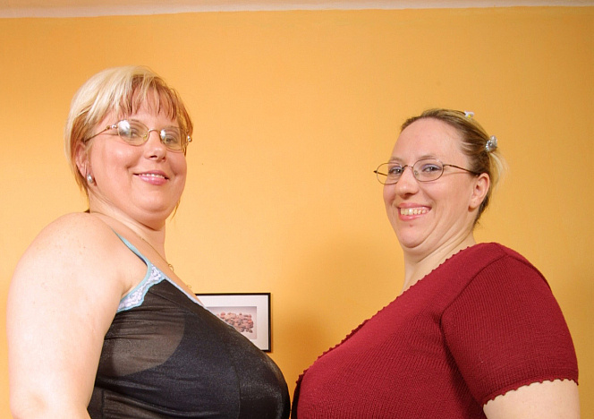 June and Karen Large Breasts BBWs