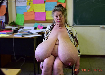 Fapersgrannies Volume 18