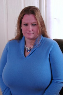 Victoria videos on CurveFanz