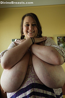 Paige Prince videos on CurveFanz