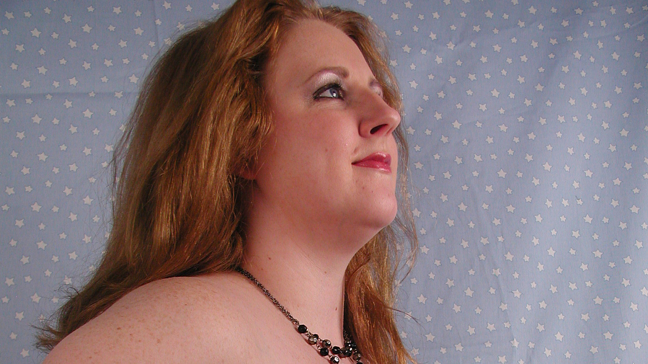 Sapphire35-X - Divine Breasts video on CurveFanz